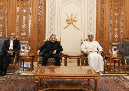 عراقچی وارد مسقط شد